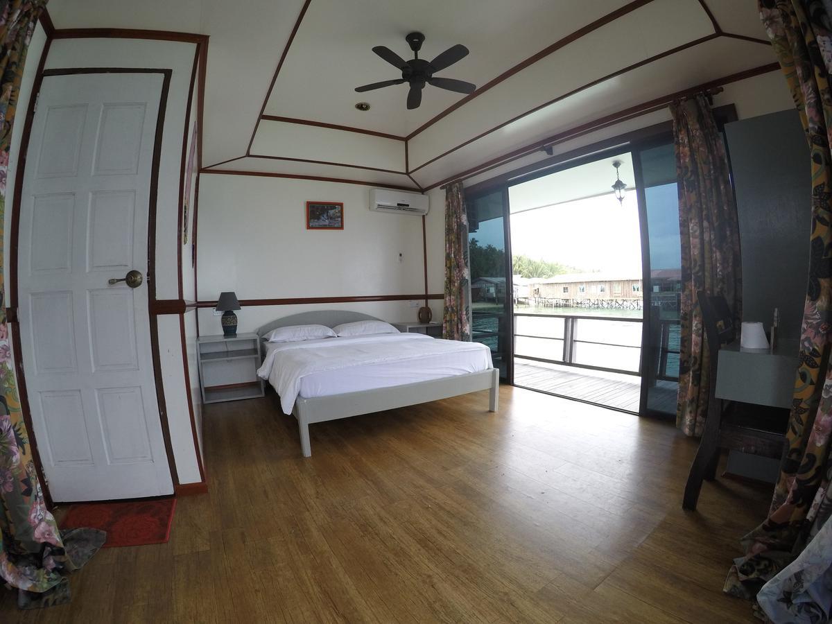 Mabul Paradise Lodge Mabul Island Buitenkant foto