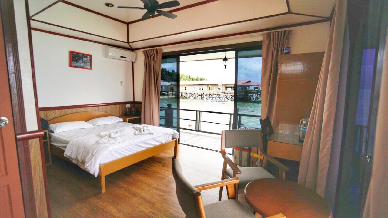 Mabul Paradise Lodge Mabul Island Buitenkant foto