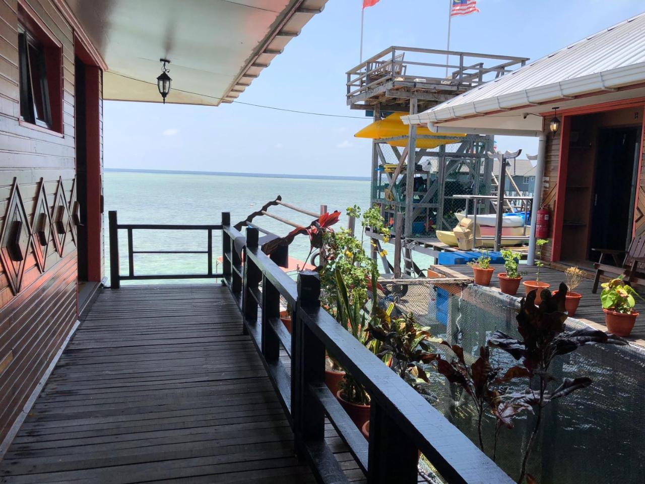Mabul Paradise Lodge Mabul Island Buitenkant foto