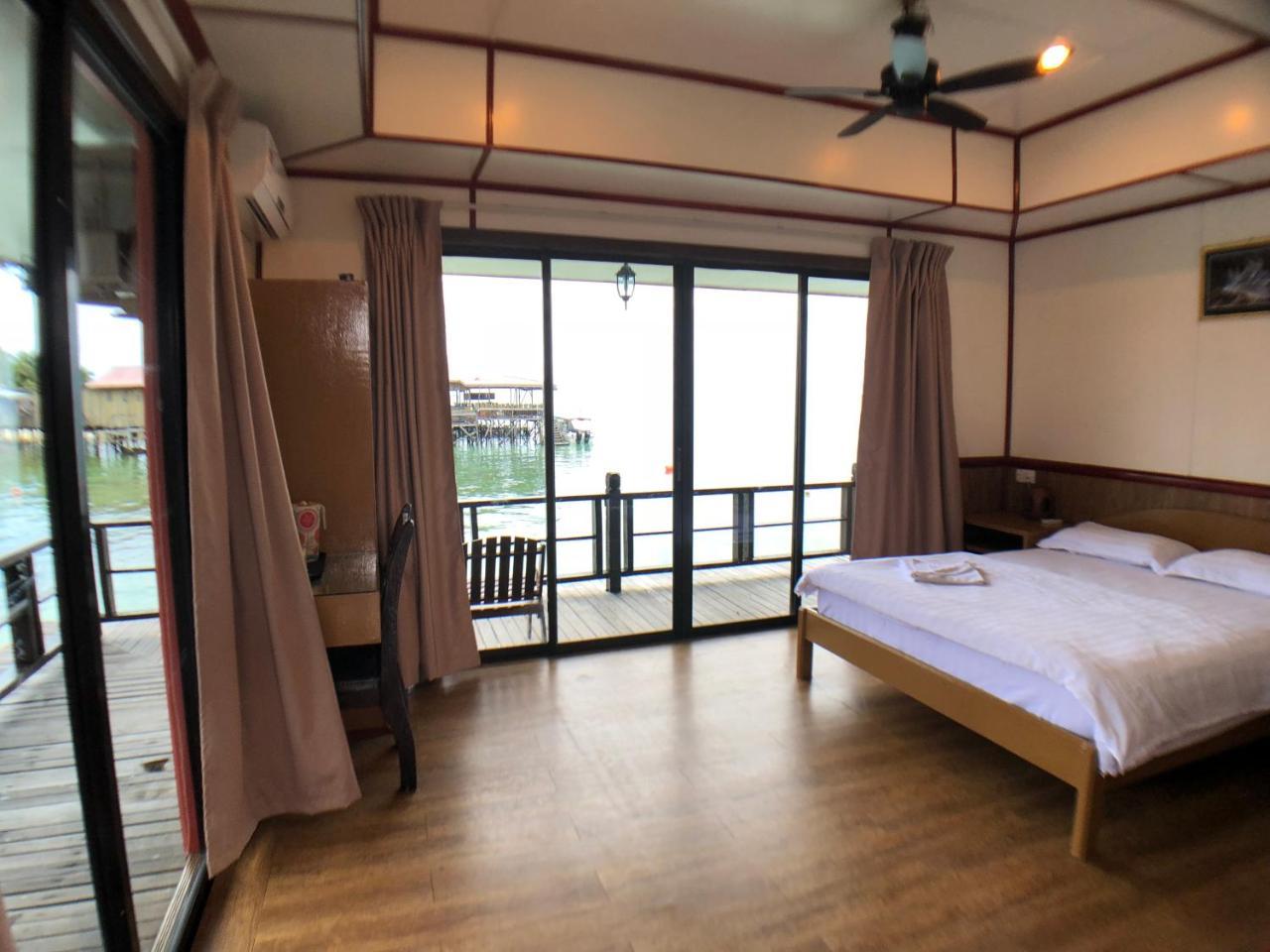 Mabul Paradise Lodge Mabul Island Buitenkant foto